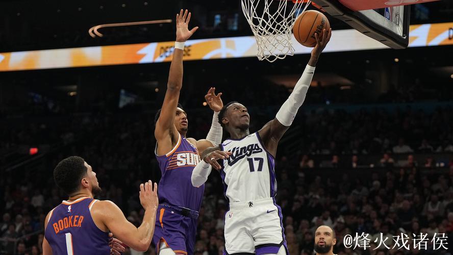 布克三节砍33+5穆雷23+10 太阳送国王四连败 布克三节砍33+5穆雷23+10 太阳送国王四连败