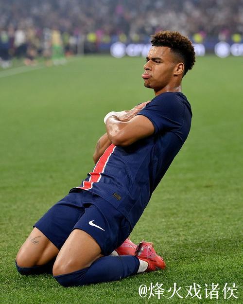 “大巴黎”球星杜埃获得2025欧洲金童奖